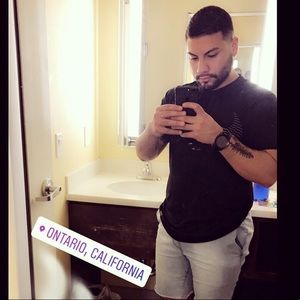 Meet your Posher, Luis